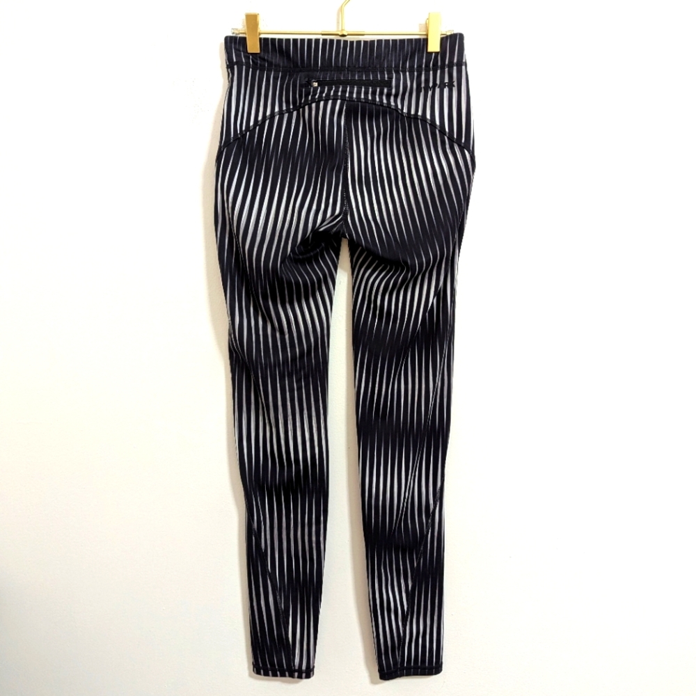 Ivy Park Medium Black White Kaleidoscope Gym Yoga Pilates Workout Gym Leggings - Picture 7 of 12